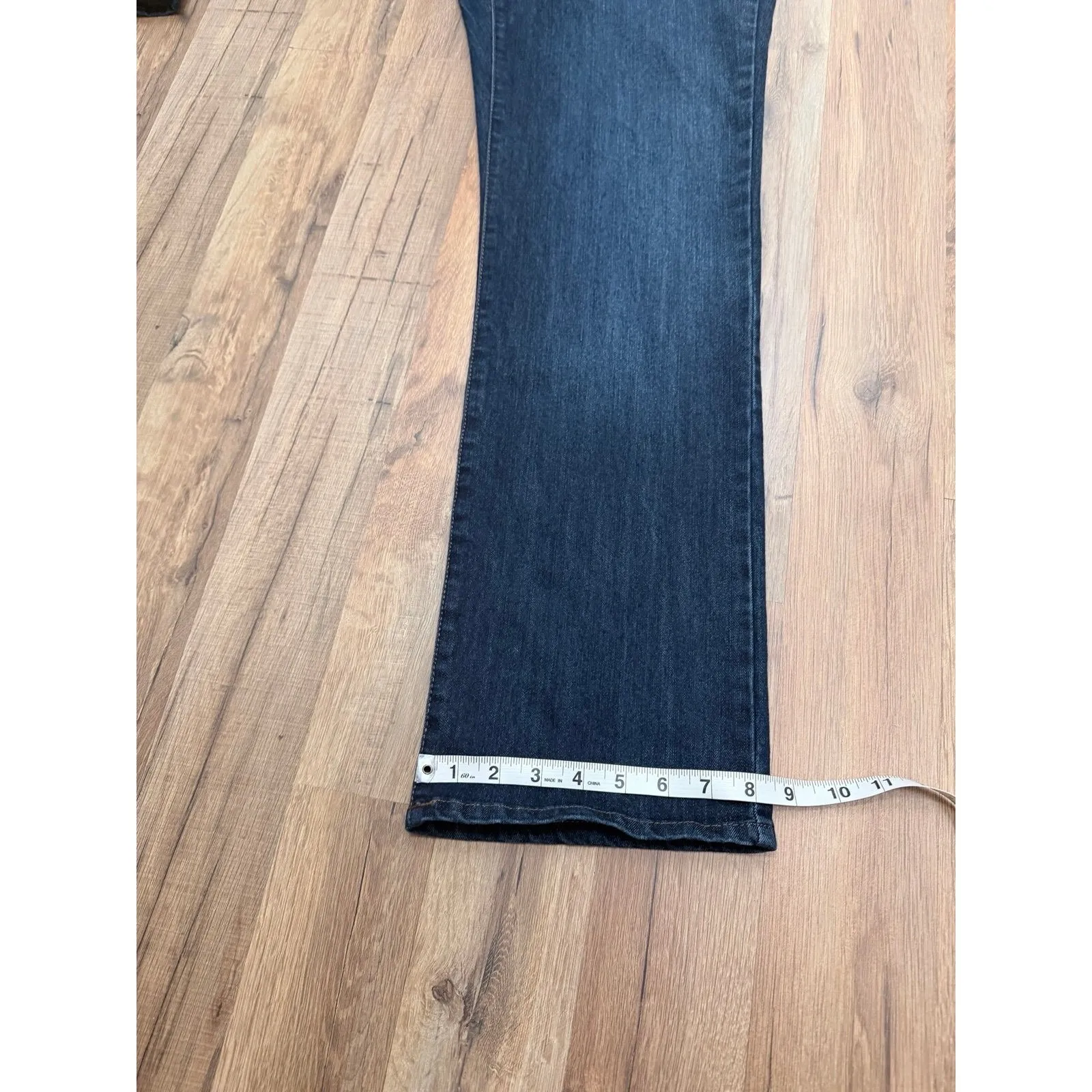 Bandolino‎ Samantha Jeans Women's Size 12 Dark Wash Straight Leg Stretch Denim - Image 7