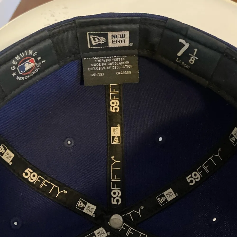 Los Angeles Dodgers New Era fitted hat 7 1/8 unisex Blue - Image 6