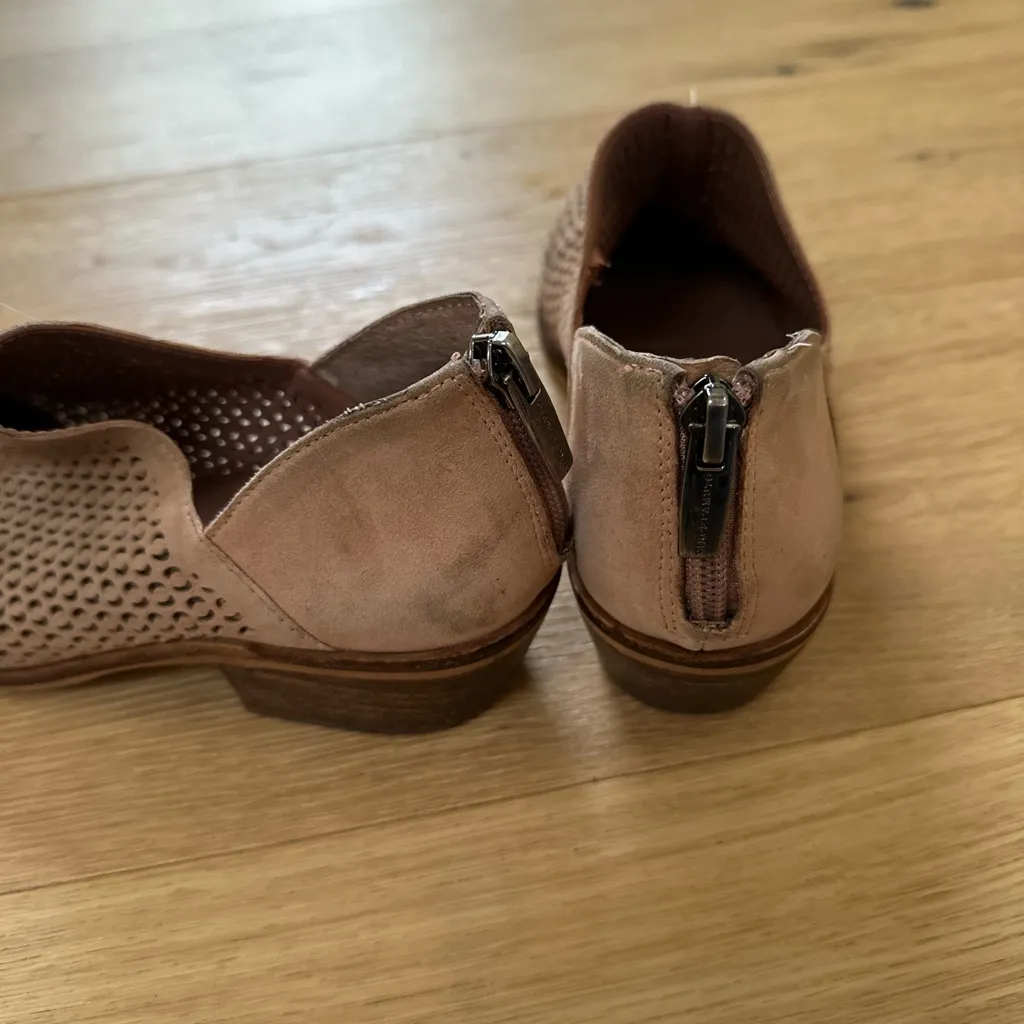 Vince Camuto  suede ankle bootie - Image 5