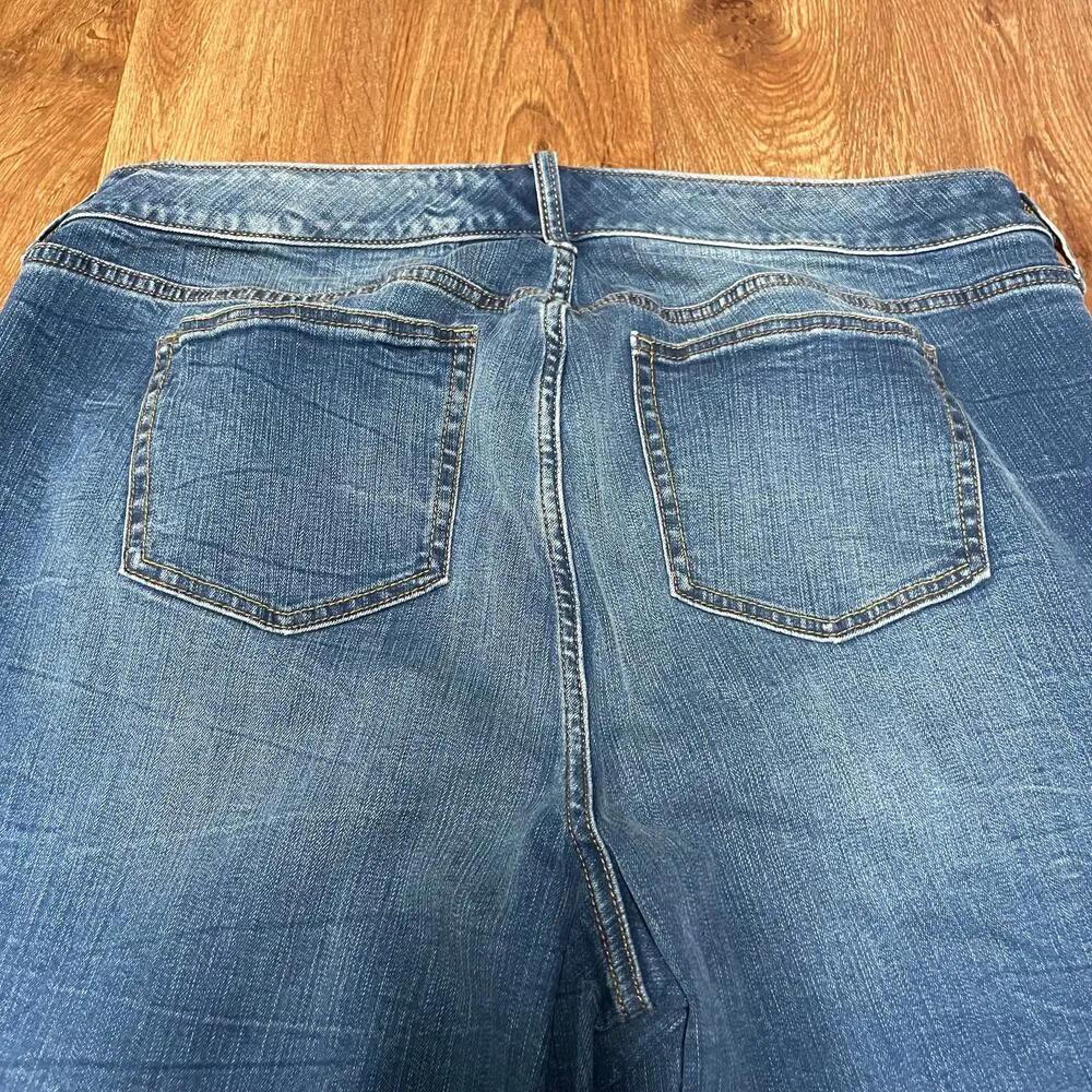 Torrid Crop Classic Skinny Jeans Vintage Stretch Medium Wash Low Rise Size 18XLT - Image 5