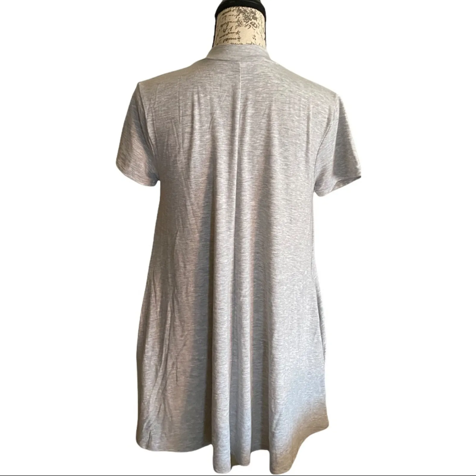 Zenana Premium Gray Tunic Long Top Size Medium NWOT - Image 2