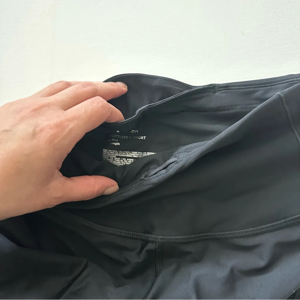 All in Motion Women's Effortless Support High-Rise 7/8 Leggings Size S - Image 9