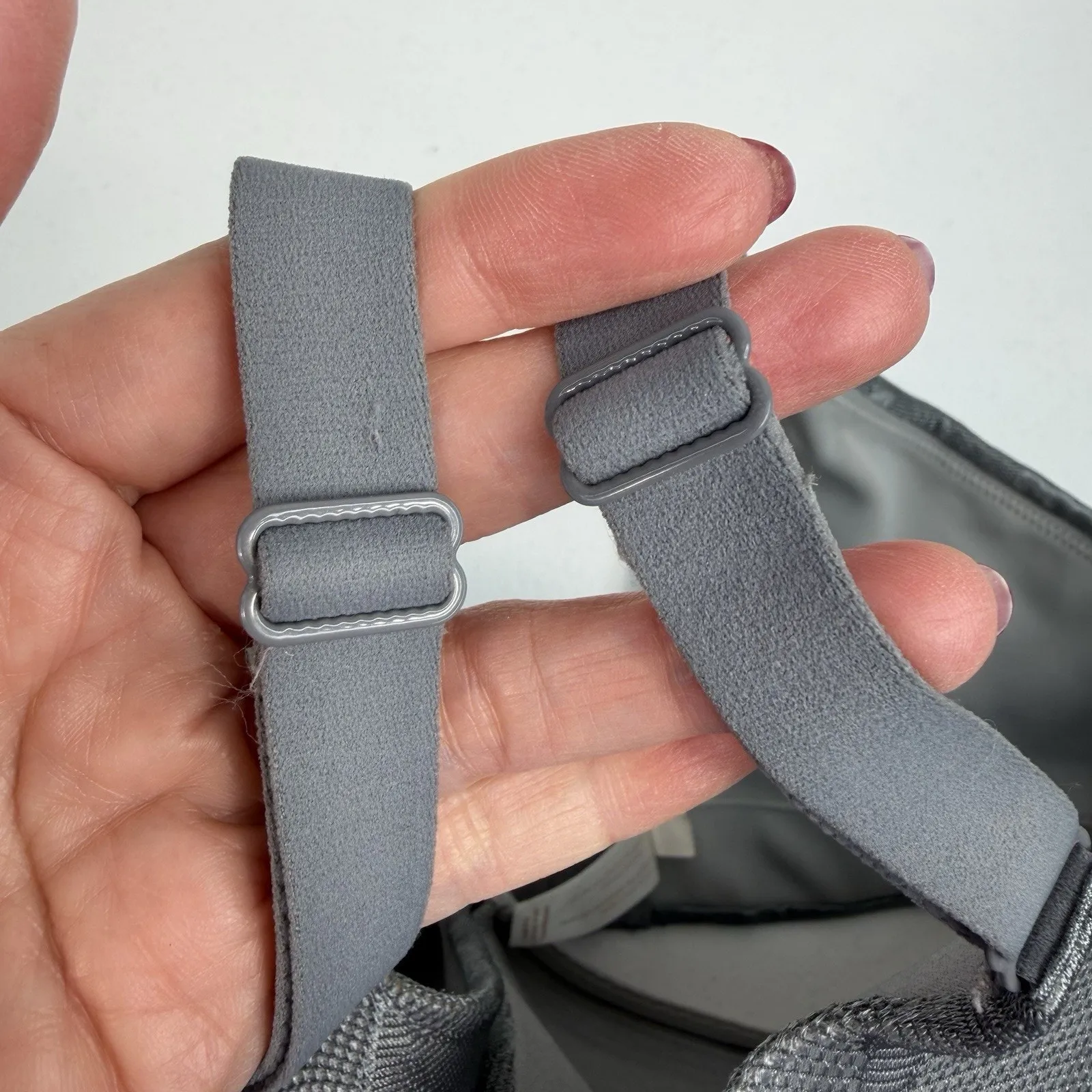 Cacique 40DD Invisible Lace Backsmoother Lightly Lined Full Coverage Bra Gray - Image 5