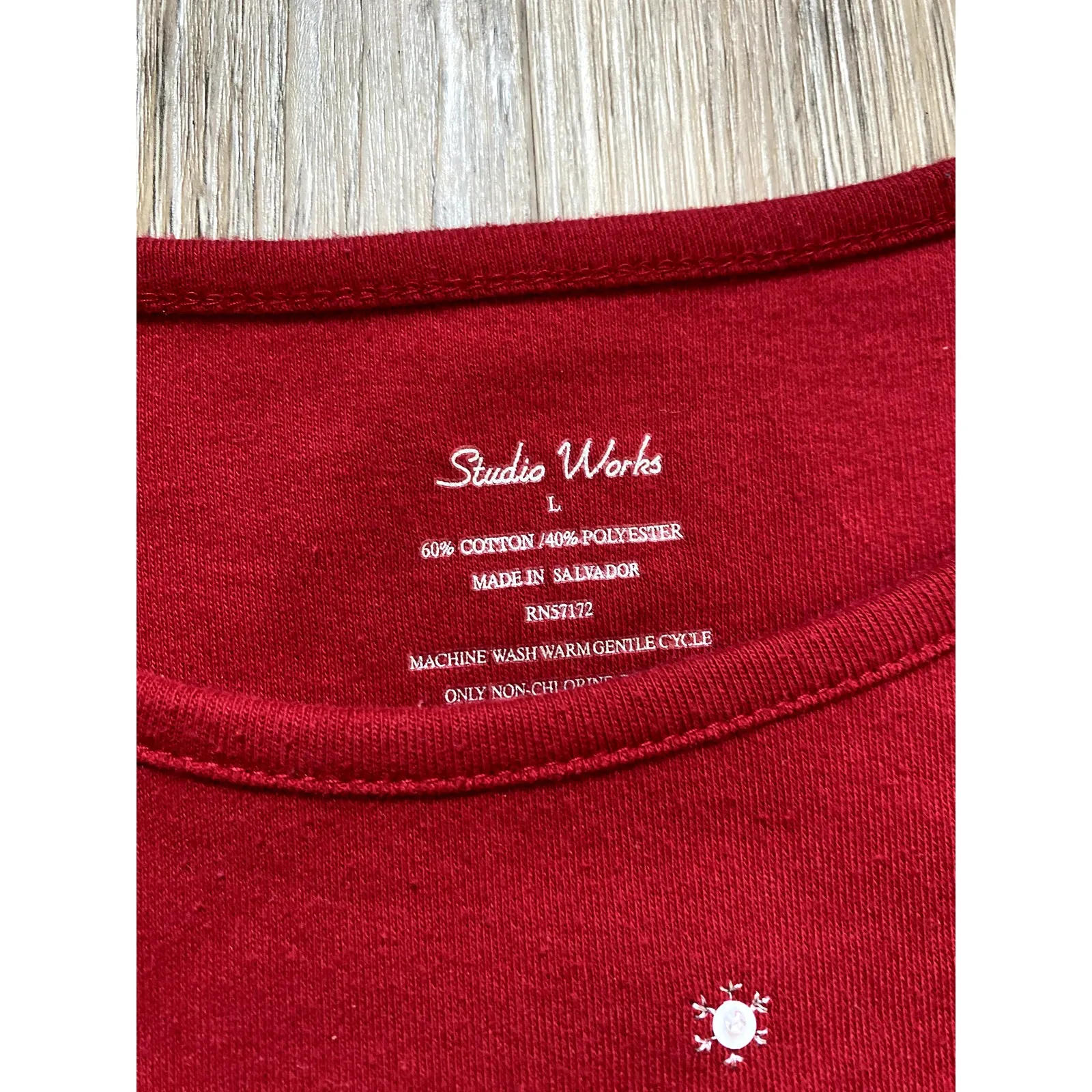 Studio Works Embroidered Beaded Red Cotton Penguin Holiday Top Large Winter Cozy - Image 4