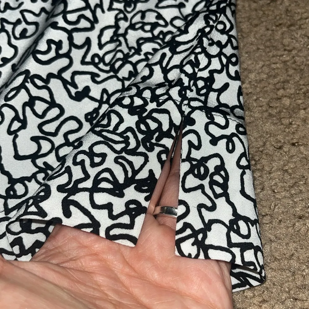 M.M. Lafleur The Annika 2.0 Top Tee Washable Silk Scribble Print Black White S - Image 9