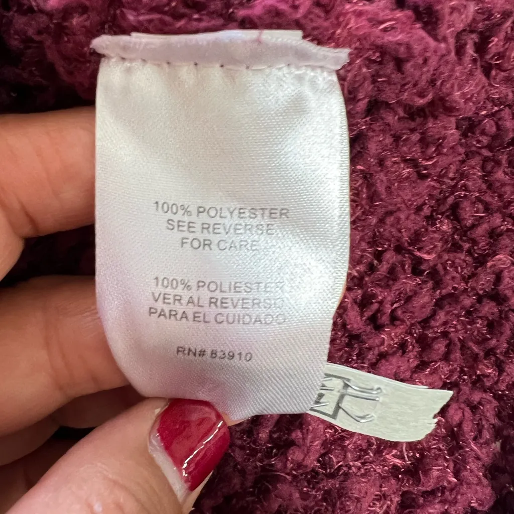 RXB‎ Deep Red Textured Cardigan Sise Small - Image 8