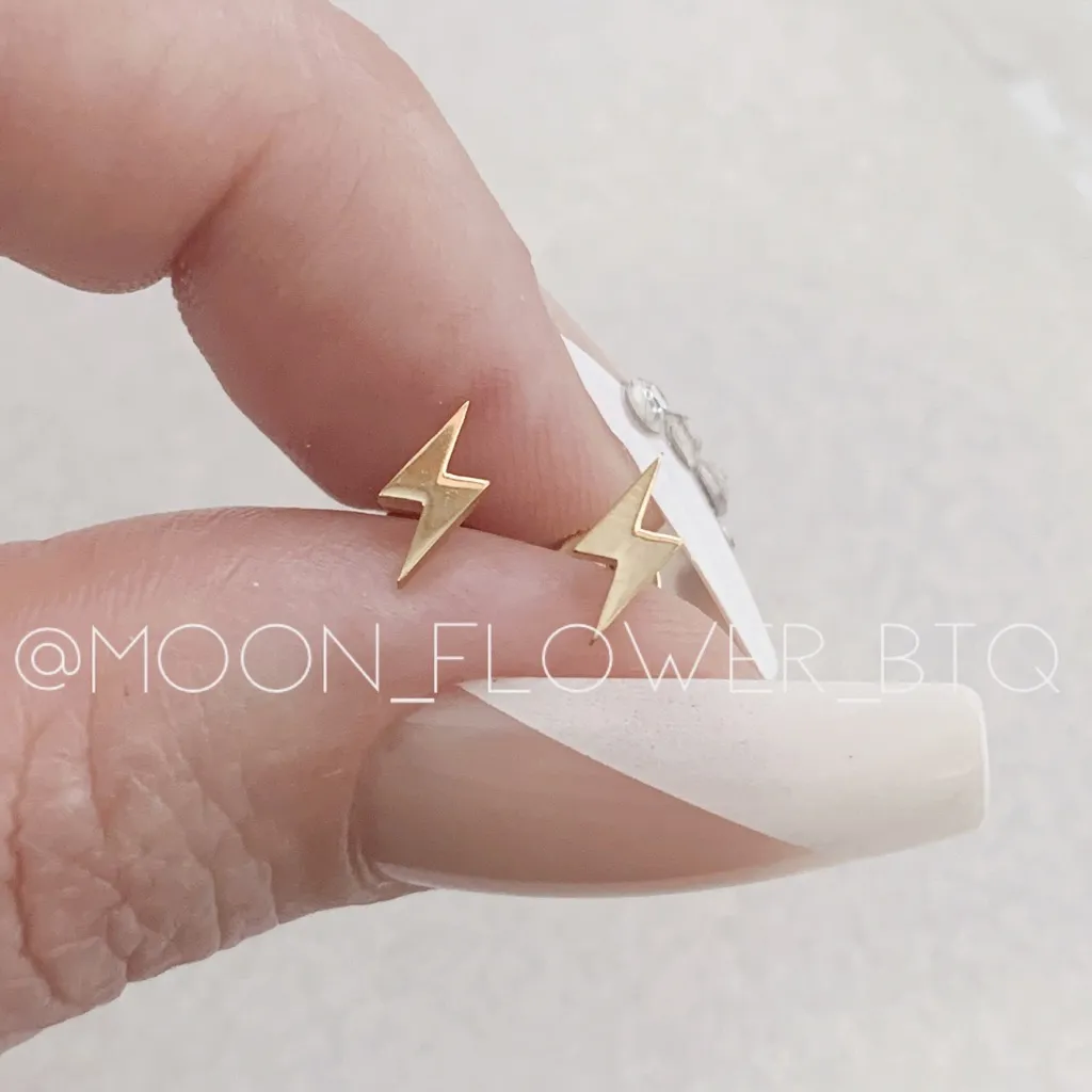 Tiny Gold Lightning Bolt Stud Earrings – 18k Gold Plated Stainless Steel - Image 4