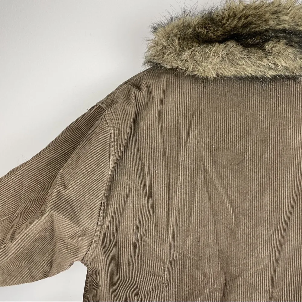 Woolrich Corduroy Faux Fur Collar Jacket Coat - Image 4