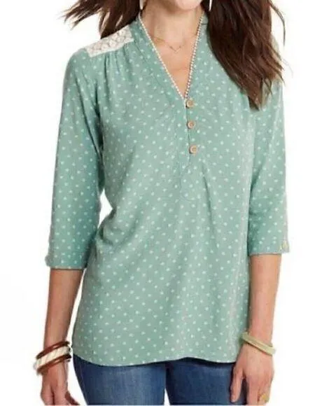 EUC - Matilda Jane Enticing Eyelet Top on Mint Green - Size Medium - Image 1