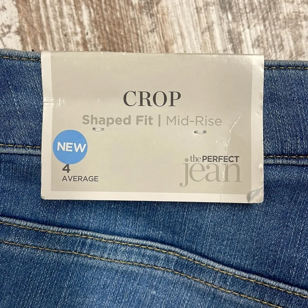 Christopher & Banks NWT The Perfect Jean Shaped Fit Mid Rise Crop Jeans Size 4 - Image 2