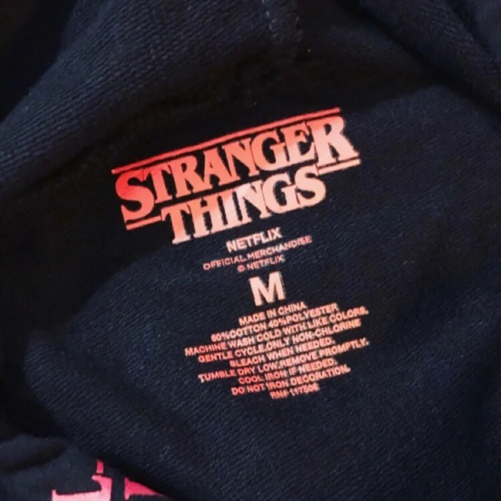 Stranger Things Red and Black Logo Hoodie - Image 7