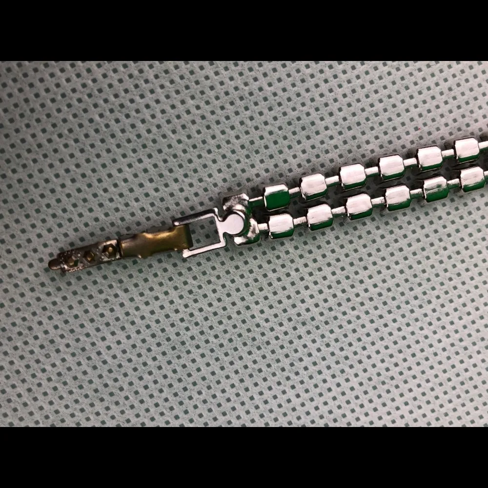 Vintage Rhinestone Silver Tone Fashion Bracelet - Image 6