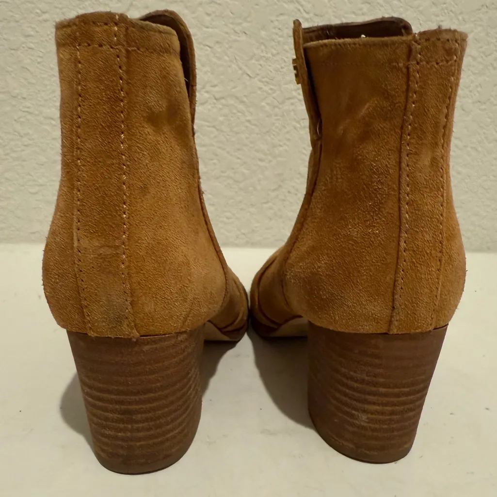 TORY BURCH Sabe Suede Caramel Tan Ankle Boots Booties Size 7.5 - Image 8