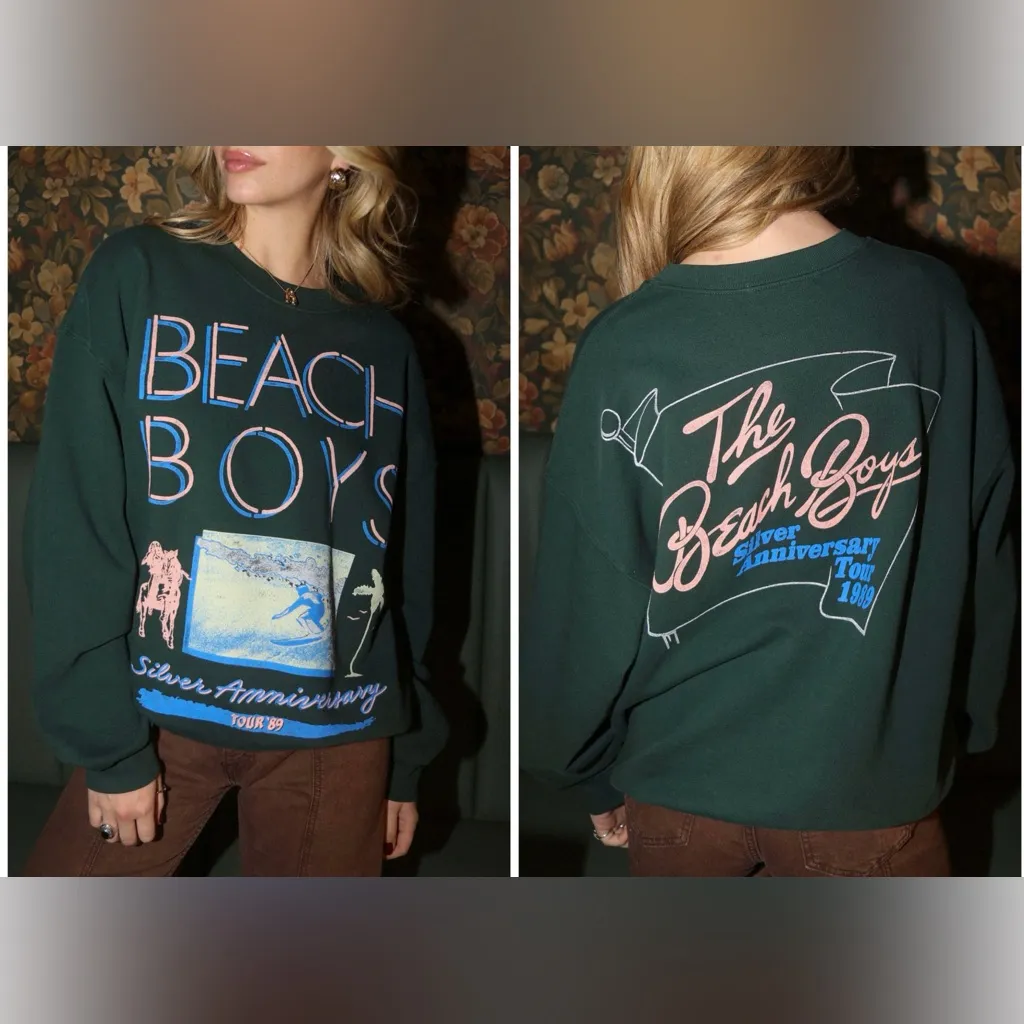 NWT Daydreamer The Beach Boys Silver Anniversary Boyfriend Crew - Pine - Small - Image 2