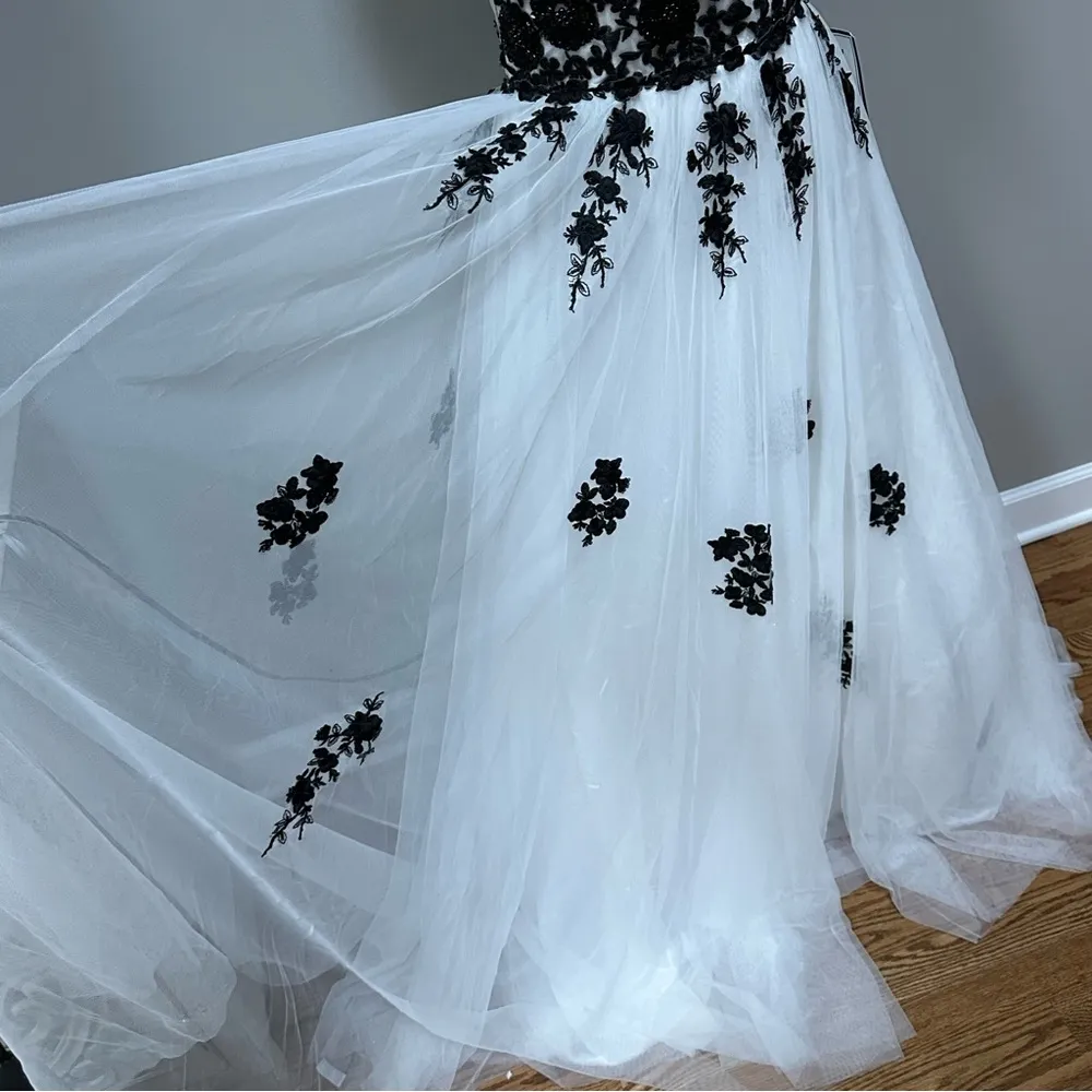 Say Yes to the Prom Embroidered Tulle Ball Gown Prom Black White Floral Lace 7/8 - Image 4