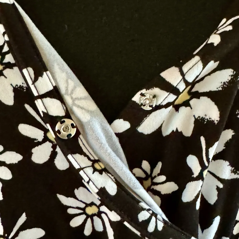 🌻Black Sunflower Printed Knit Ruffle Dress🌻 ~med NWT - Image 15