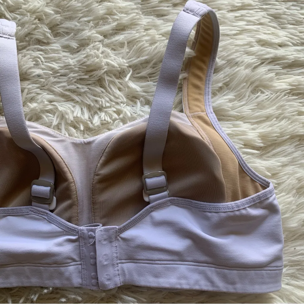 Lululemon Ta Ta Tamer Bra
White - Image 6