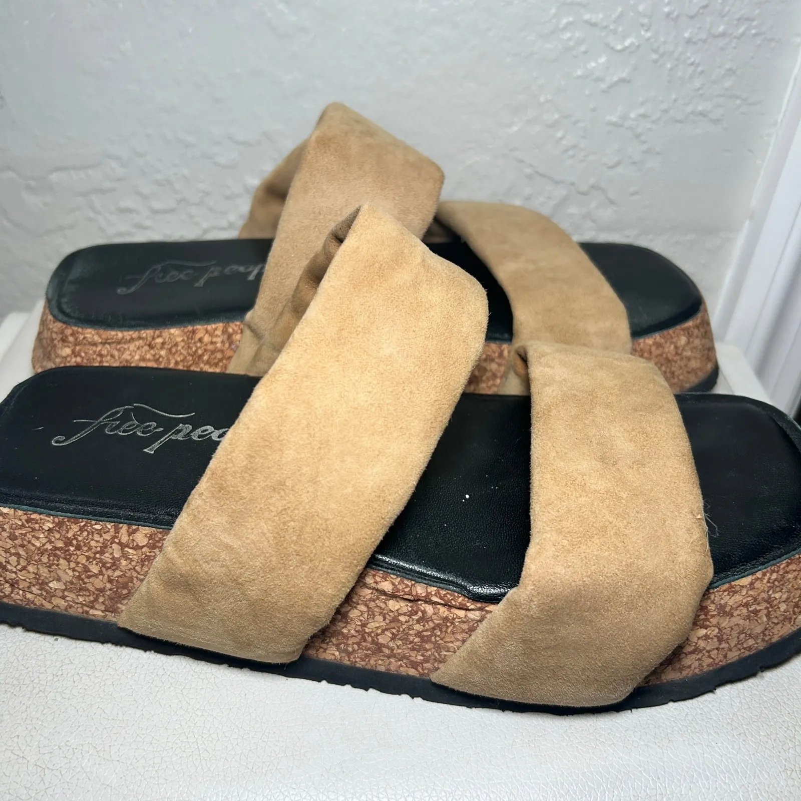 Free People‎ Fairmont Women's 8 Platform Slide Sandals Suede Cork Beige Size 38 - Image 4