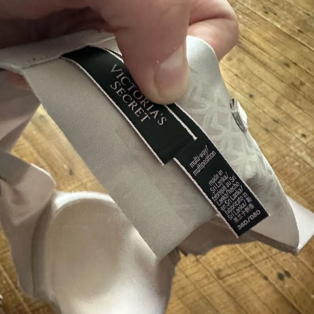 Victoria’s Secret nude lined strapless 36D multi-way bra - Image 3