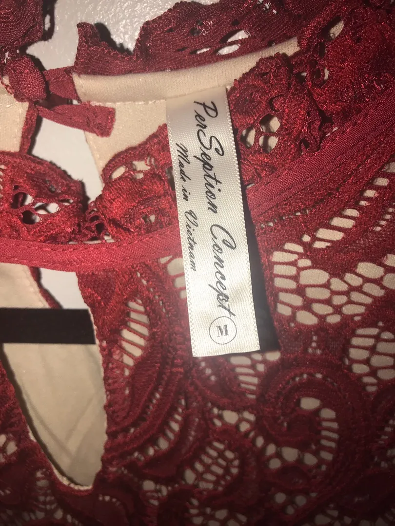 Red Lace Shirt Size M - Image 3