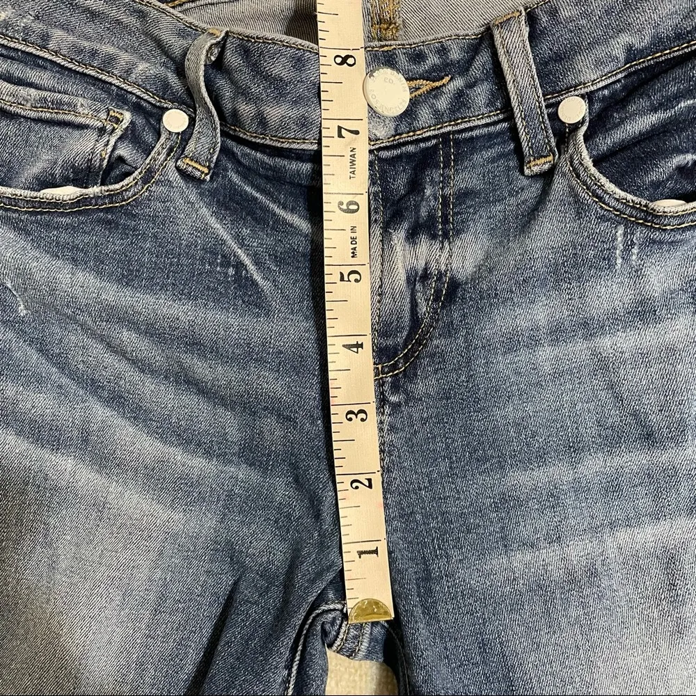 Paige Distressed/Shredded Verdugo Ankle Jeans - Image 13