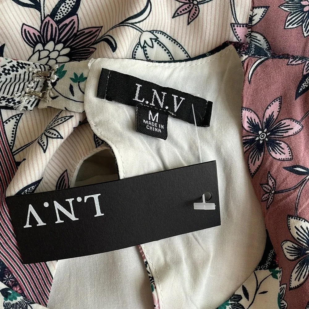 L.N.V Patchwork Floral Paisley Dress White Size M - Image 4