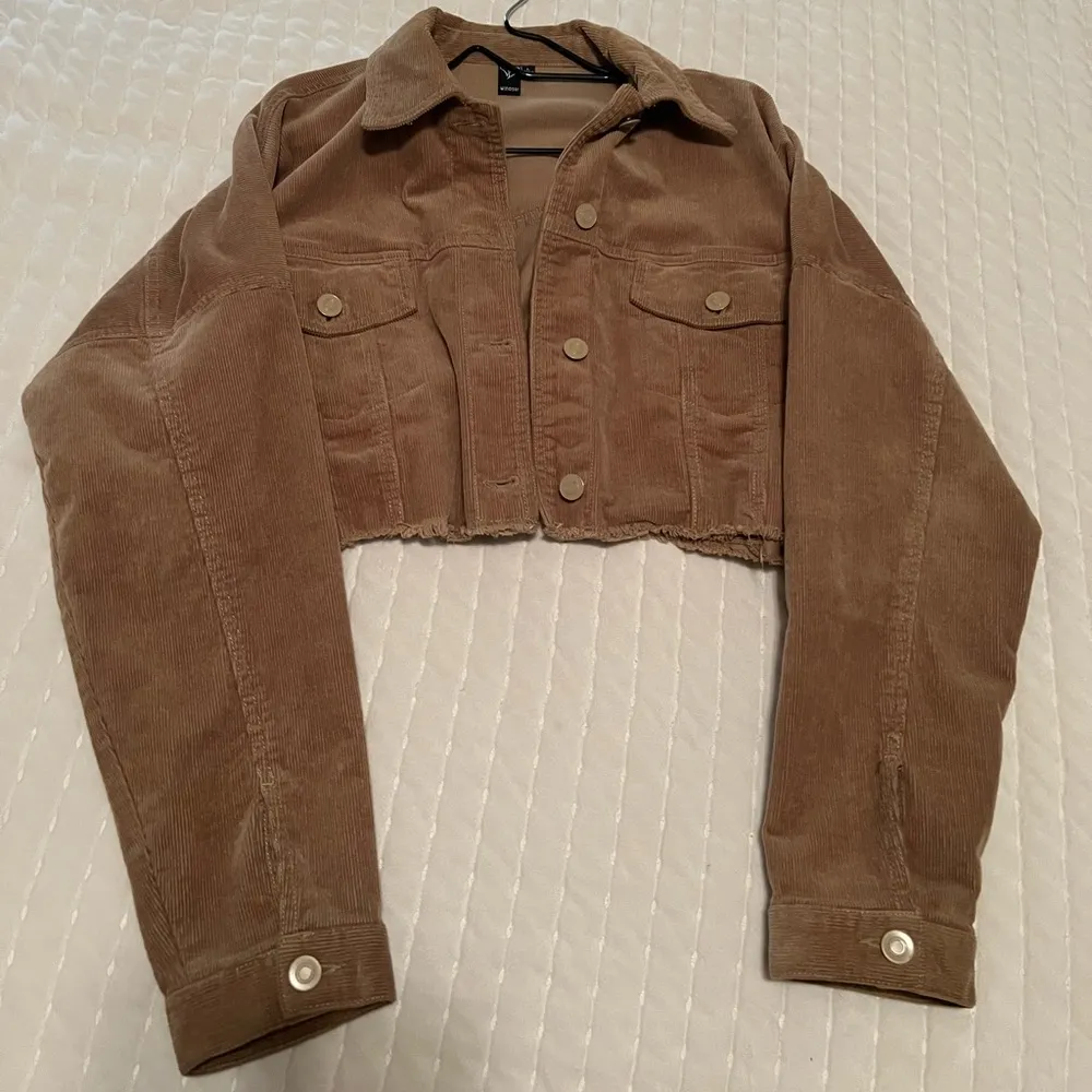 Windsor Cropped Corduroy Jacket - Image 5