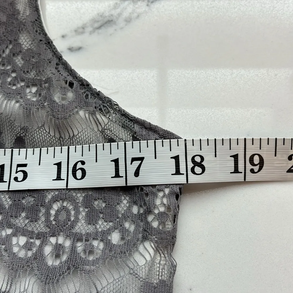 Banana Republic gray lace tank top - Image 3