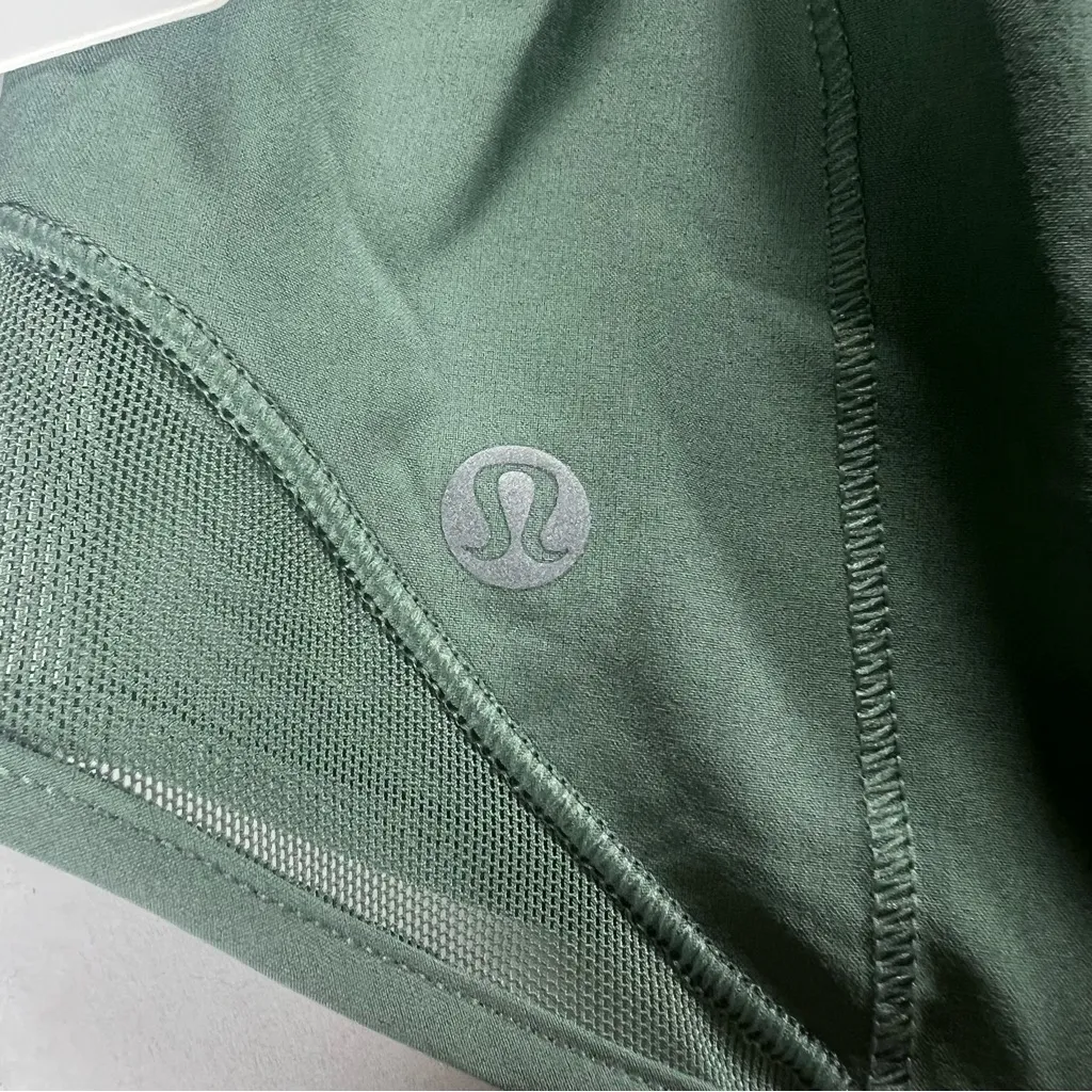 Lululemon Hotty Hot High Rise Lined Short 2.5" Grey Eucalyptus Shorts Size 4 - Image 9