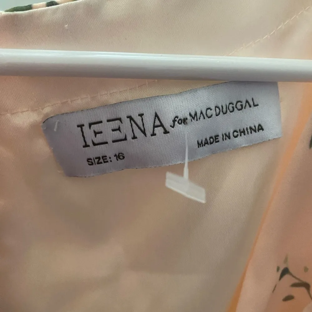 NWT MAC DUGGAL FLORAL GOWN SIZE 16 - Image 3