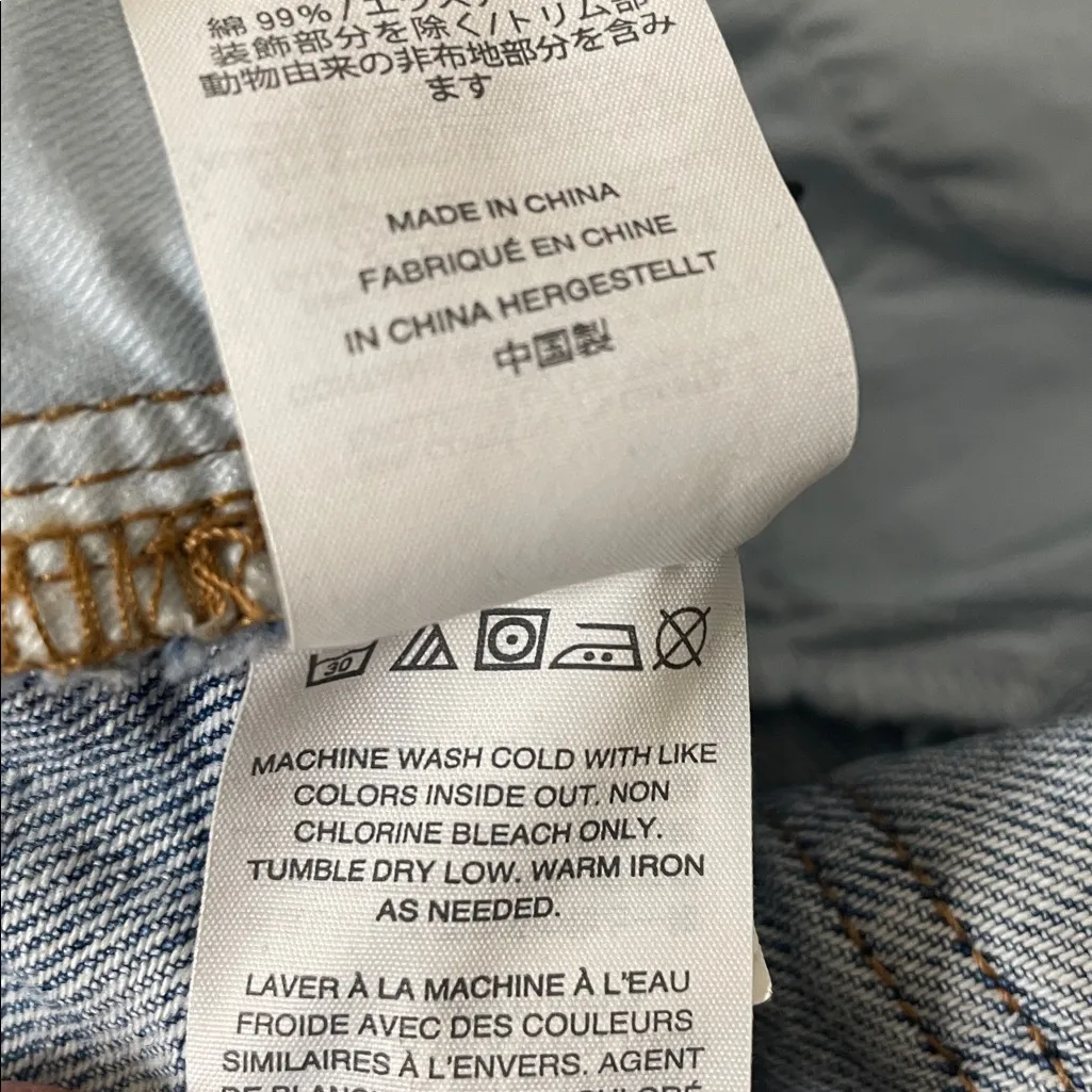 Madewell Classic Straight Jeans: Destructed size 30X27 - Image 11