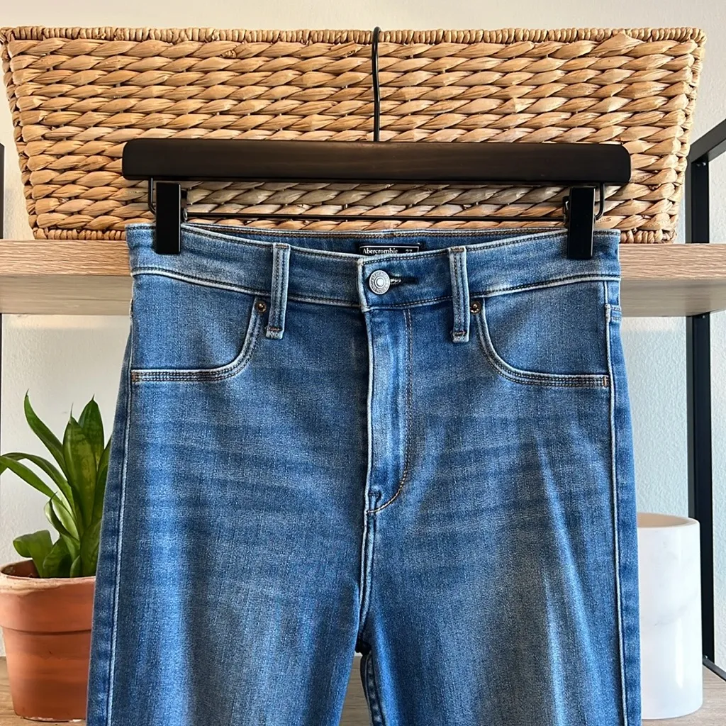 Abercrombie & Fitch High Rise Skinny Distressed Legging/Jegging Ankle Jean 27/ 4 - Image 2