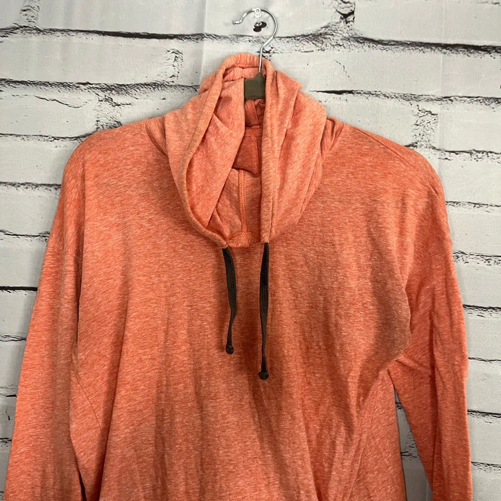 Under Armour Bubblegum Pink HeatGear Hoodie Pullover S/M Petite Athletic Running - Image 5