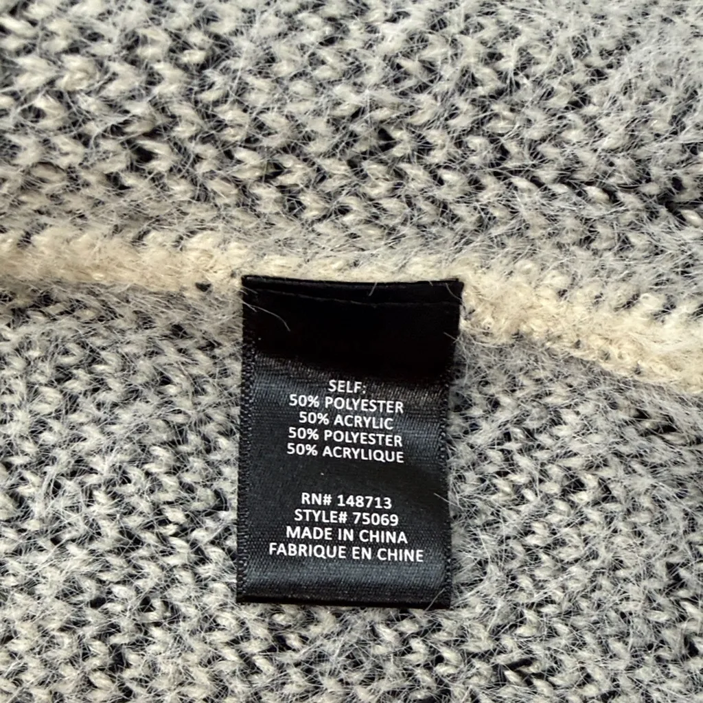 Chic Cream Patterned Women's Cardigan Size M - Image 6