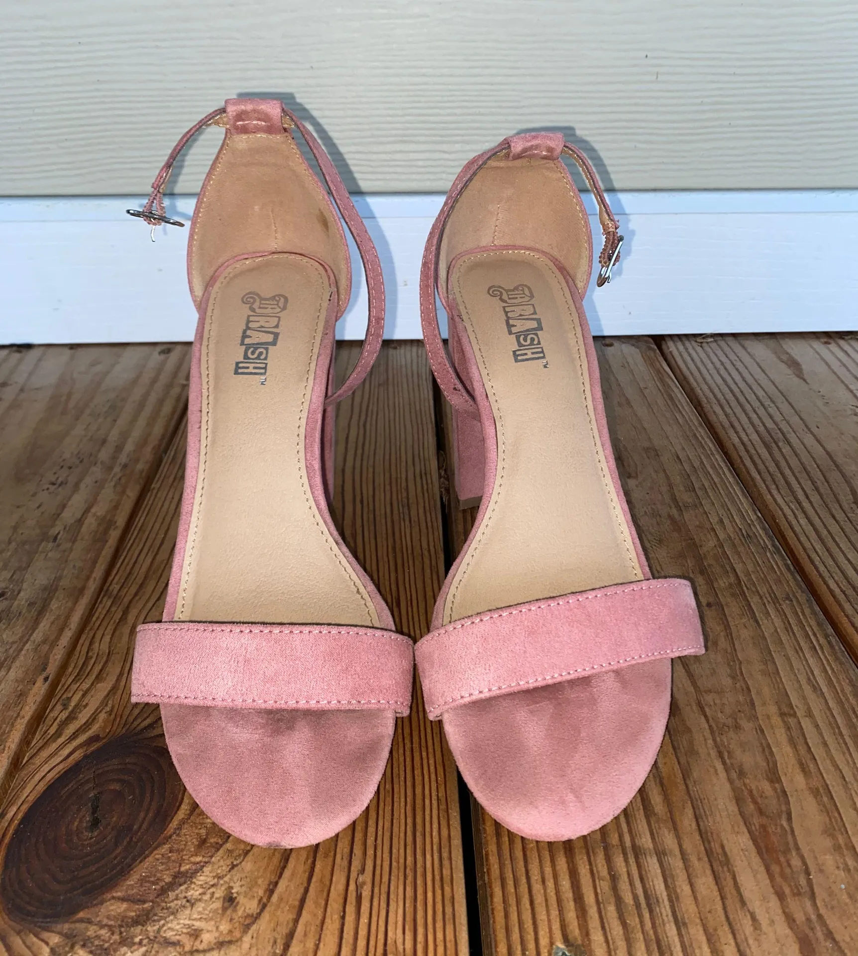 Heels Pink Size 7 - Image 3