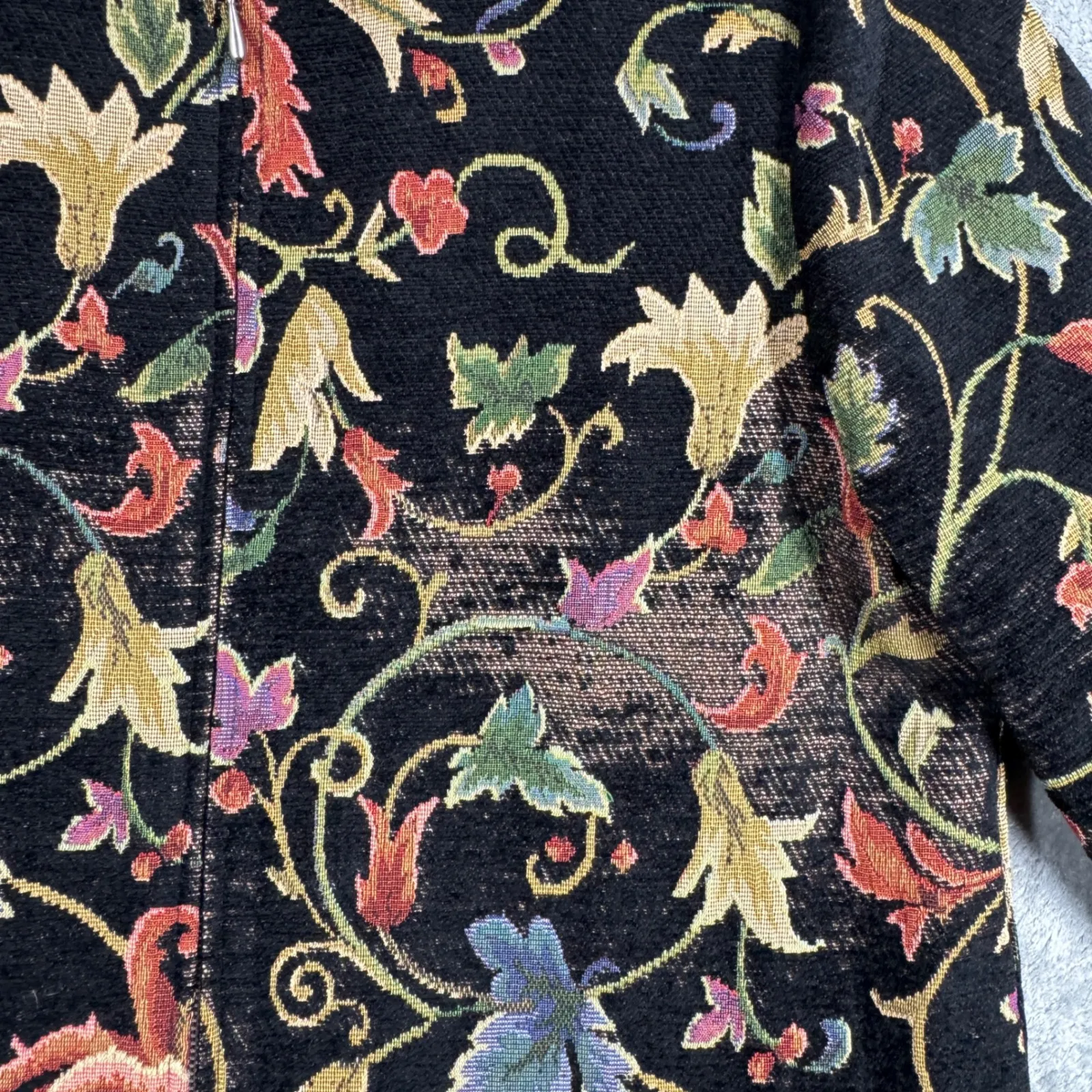 Portrait Tapestry‎ Jacket Floral Print Full Zip Up Lightweight Coat Size Medium Black - Image 6