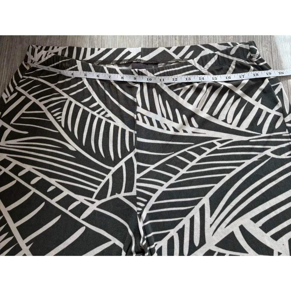 Traveler's by CHICO'S | Women's Tropical Botanical High Rise Wide Leg Pants | 3 Green Size 23 - Image 6