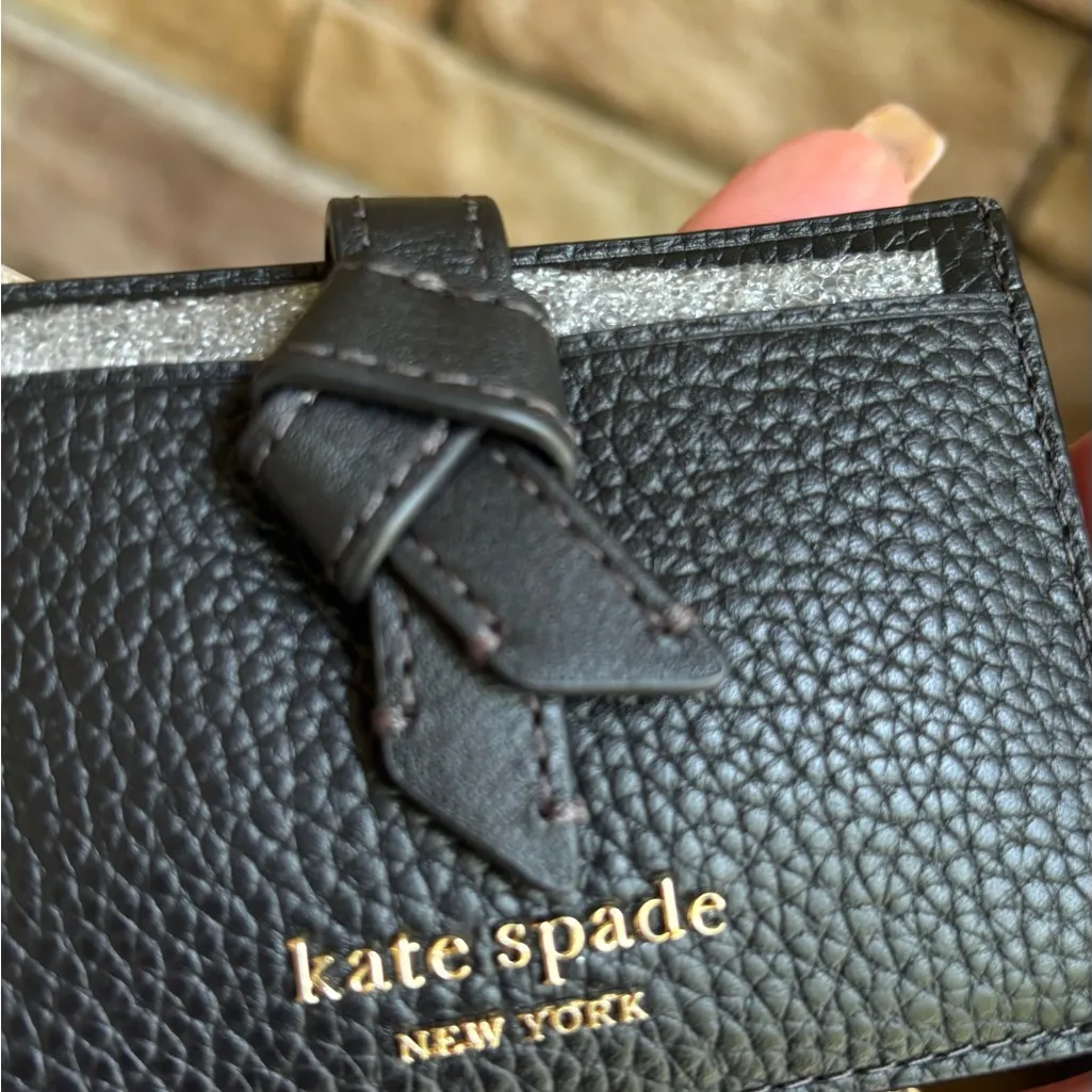 Authentic Kate Spade  pebbled Leather knot snap bifold zip Card Holder - Image 4