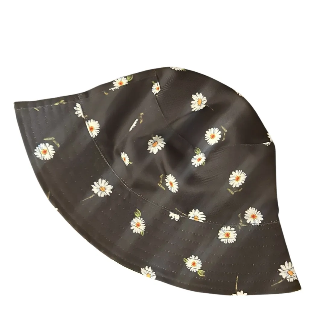 Alice + Oliva black floral print reversible bucket hat cottagecore whimsical - Image 5