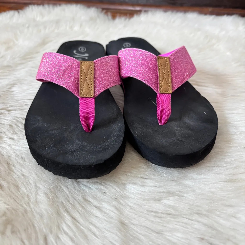 Natural Reflections Sparkling Pink Flip Flops - Image 2