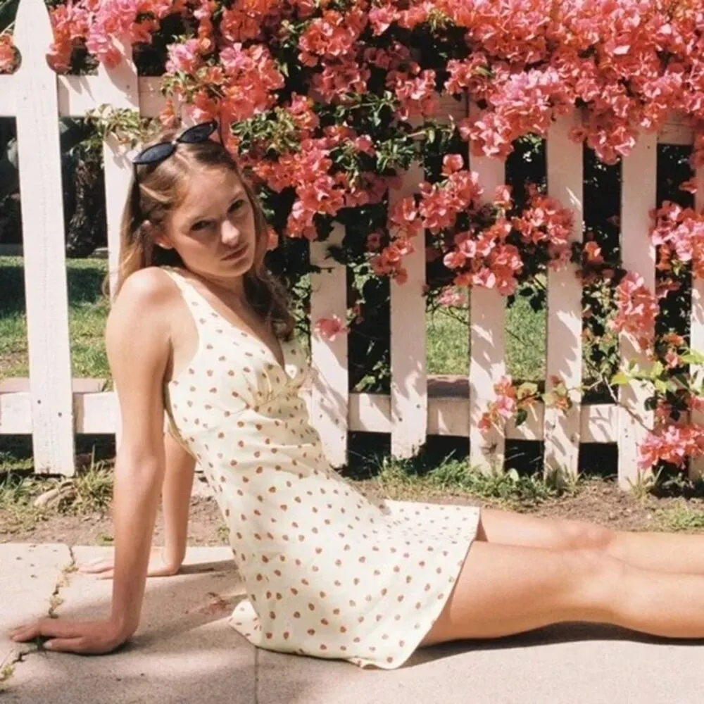 Zara Viral Strawberry Mini Dress Summer V Neck Size Large - Image 2