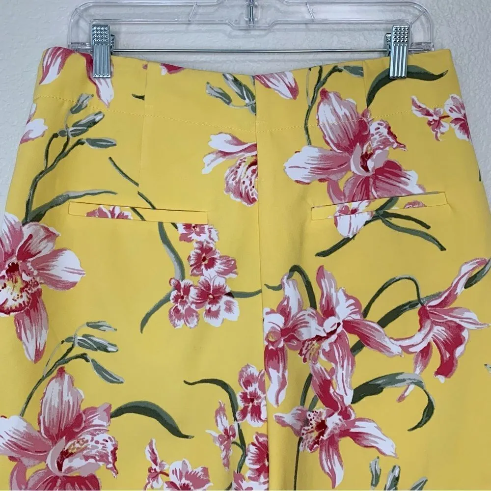 New York & Company 7th Avenue Yellow Floral Shorts Size 10 - Image 7