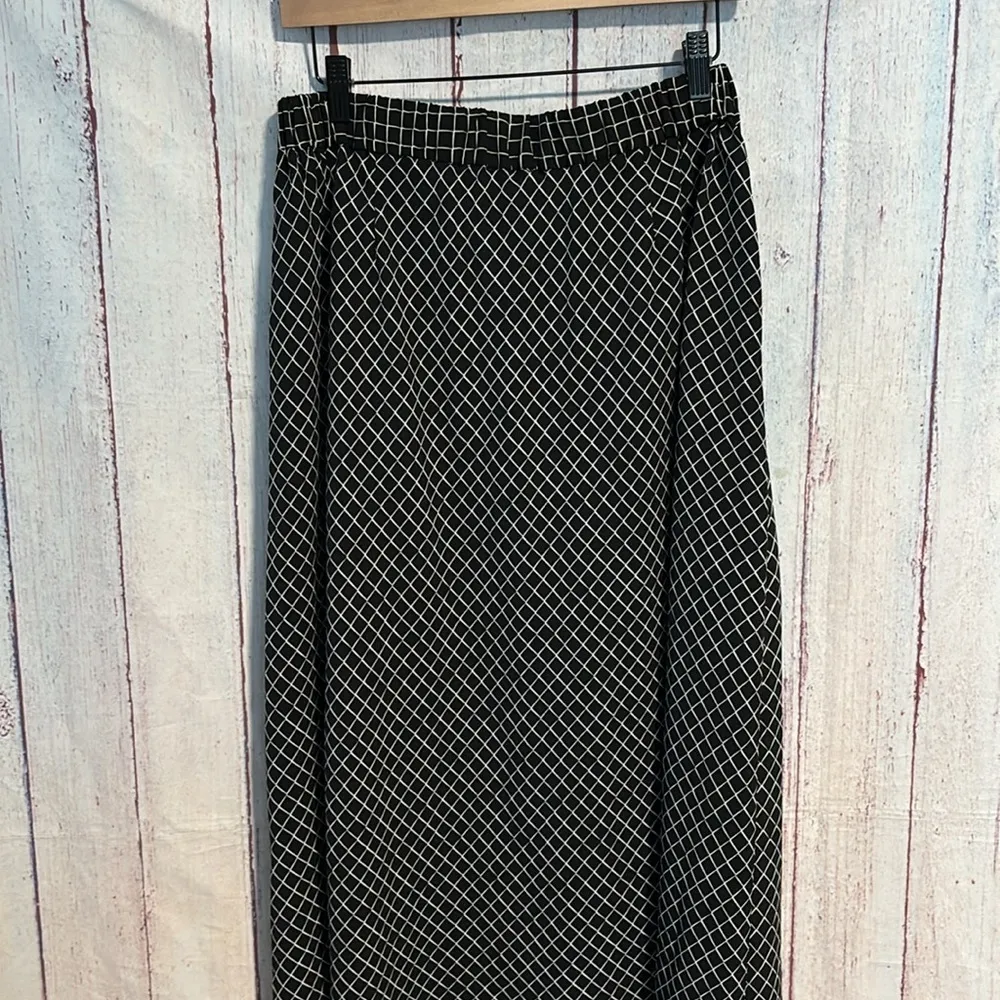 NWOT Nordstrom brand Elegant Black and White Checkered Skirt - Image 5