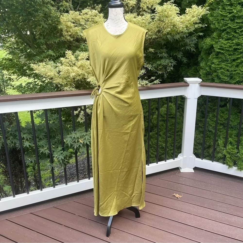 House of Harlow 1960 x REVOLVE Green olive satin long keyhole maxi dress Sz L Size L - Image 3