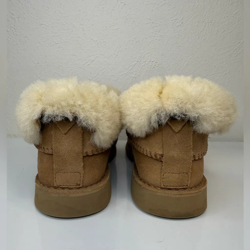 UGG McKay Chelsea Bootie Chestnut Sheepskin Ankle Boots Women’s Size 8 - Image 6