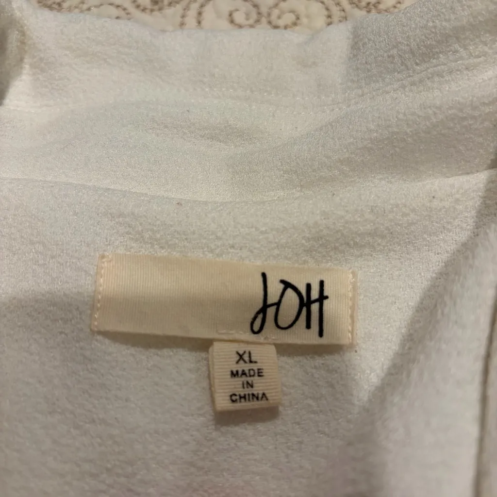 JOH Women's Cream Blazer with Zipper Accents Size XL - Image 4