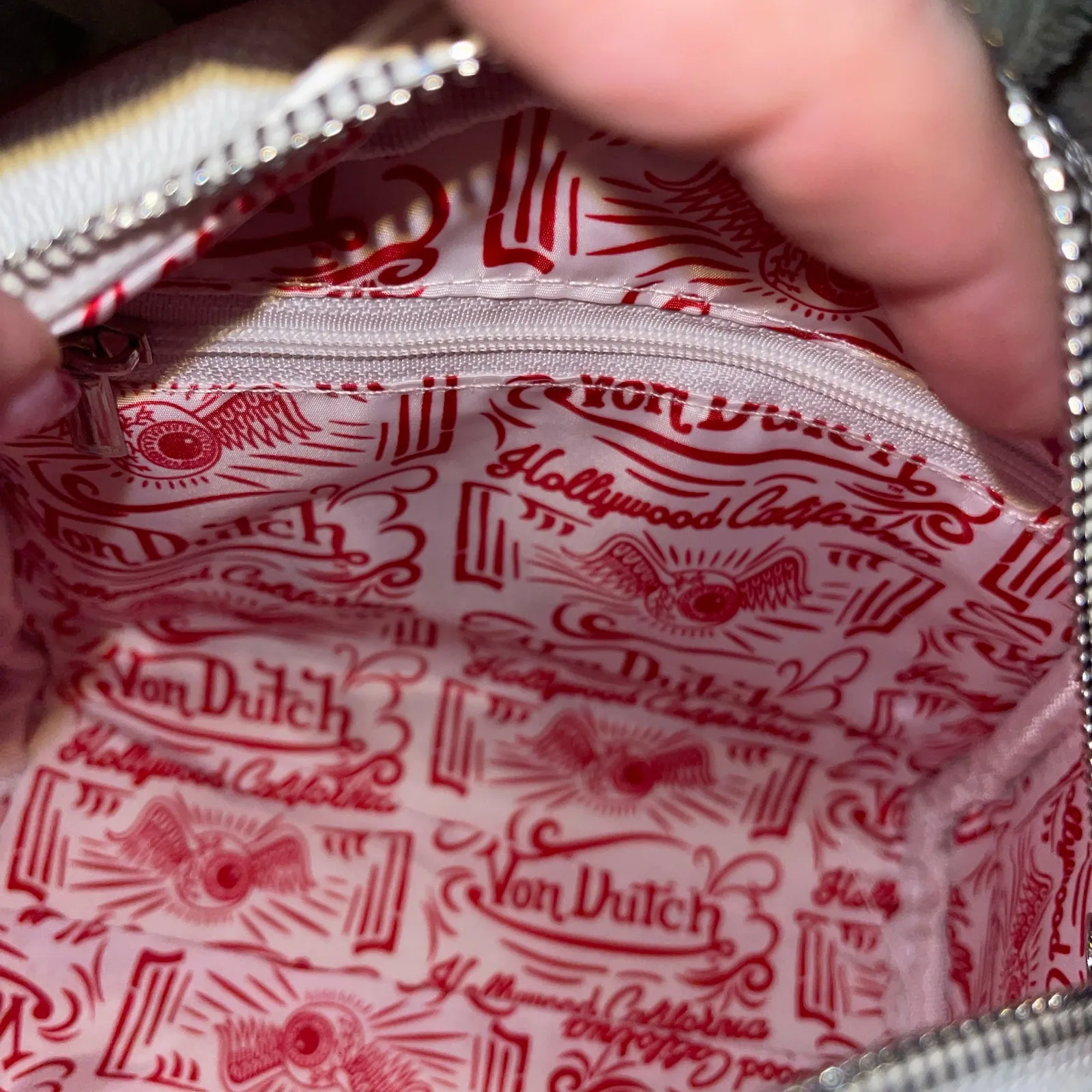 Von Dutch Crossbody Bowling Bag Flying Eye White Red Two Tone Y2K New With Tags - Image 10