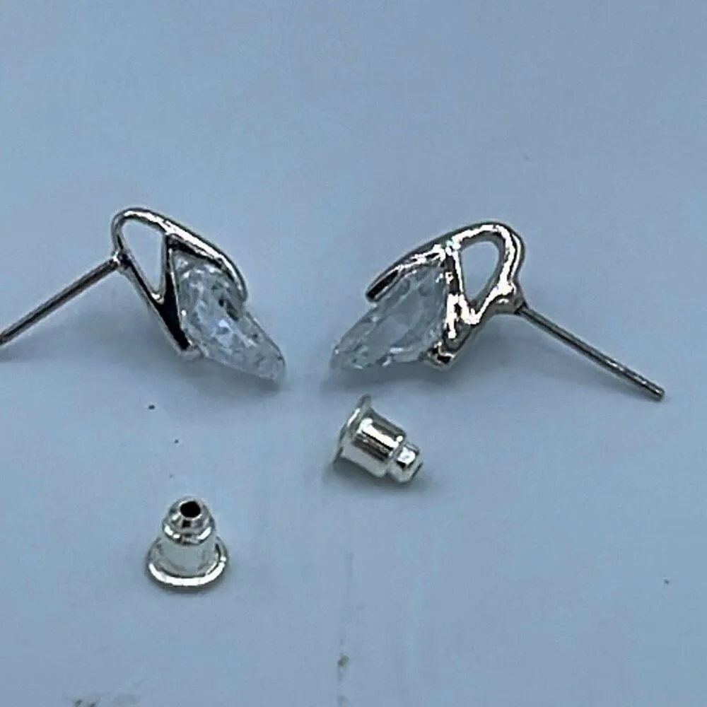 Heart crystals set in Rhodium plated earrings. - Image 6
