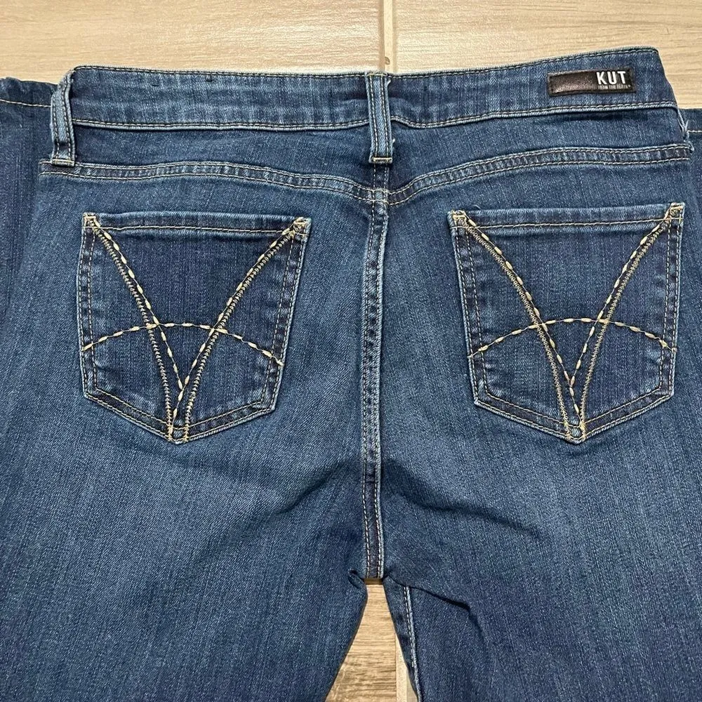 Kut from the kloth Catherine boyfriend jeans size 6 - Image 2