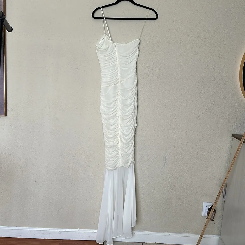 HOUSE OF CB 'Pearla' Ivory Ruched Maxi Dress NWOT size S - Image 4